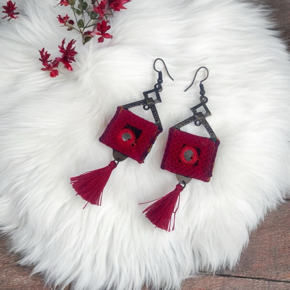 Embroidered bohemian-style handmade fabric Persian dangling Balochi earrings